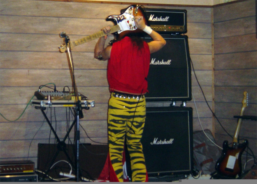 Andrea Rock, Andrea Buson, chitarra elettrica